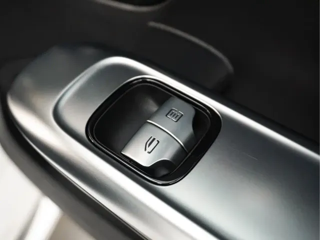 Mercedes-Benz C-Class — Фото автомобиля 25