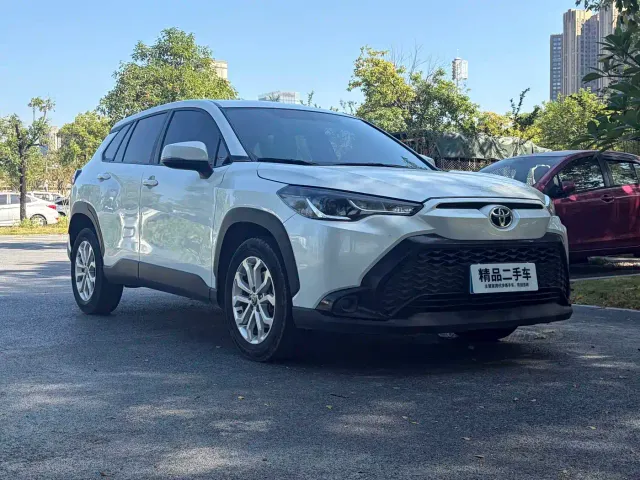 Toyota Frontlander — Фото автомобиля 3