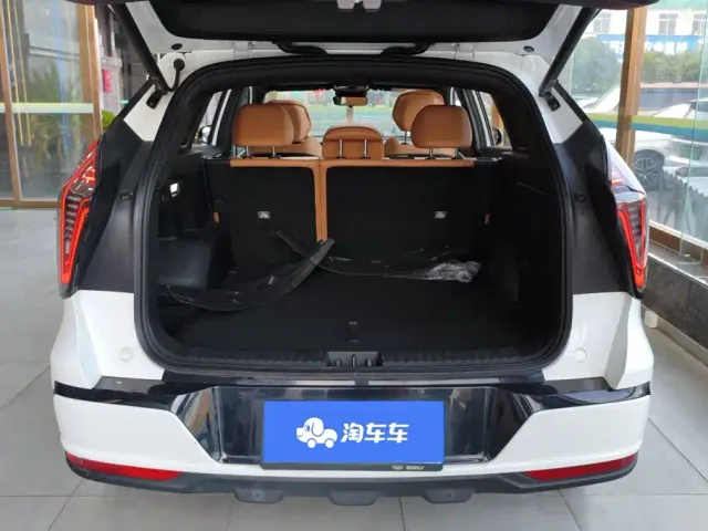 Geely Boyue L — Фото автомобиля 4