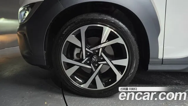 Hyundai Kona — Фото автомобиля 5