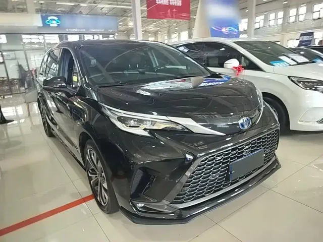 Toyota Granvia — Фото автомобиля 3