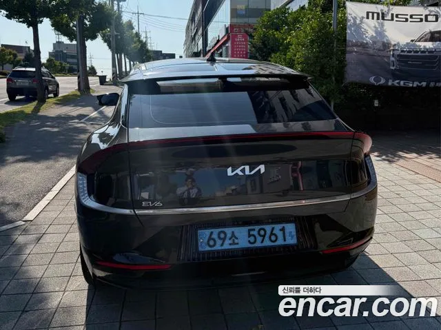 Kia EV6 — Фото автомобиля 5