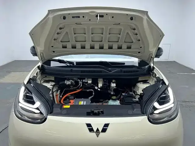 Wuling Bingo — Фото автомобиля 12