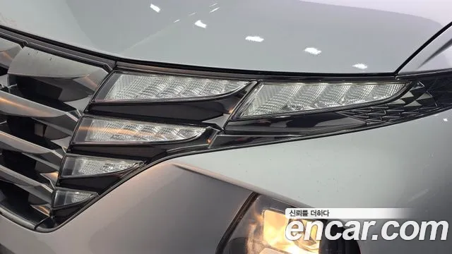 Hyundai Tucson Tucson (NX4) Дизель 2.0 4WD — Фото автомобиля 20