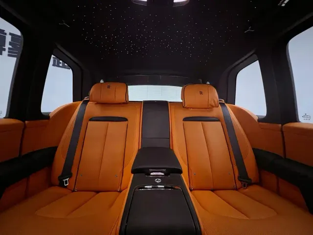 Rolls-Royce Cullinan — Фото автомобиля 7