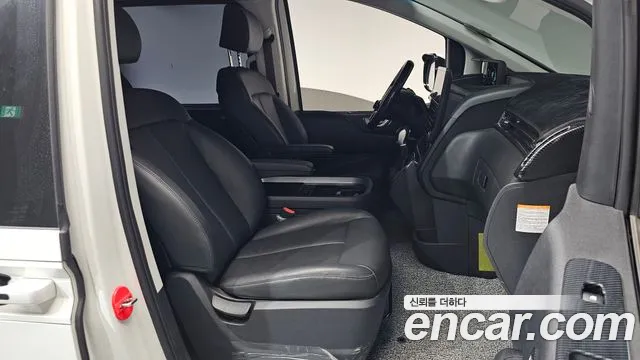 Hyundai Staria Staria — Фото автомобиля 26