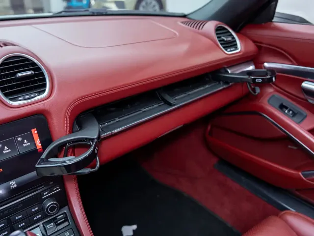 Porsche 718 — Фото автомобиля 16