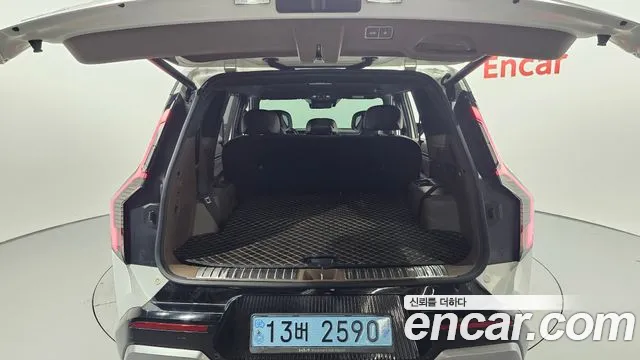 Kia EV9 — Фото автомобиля 26