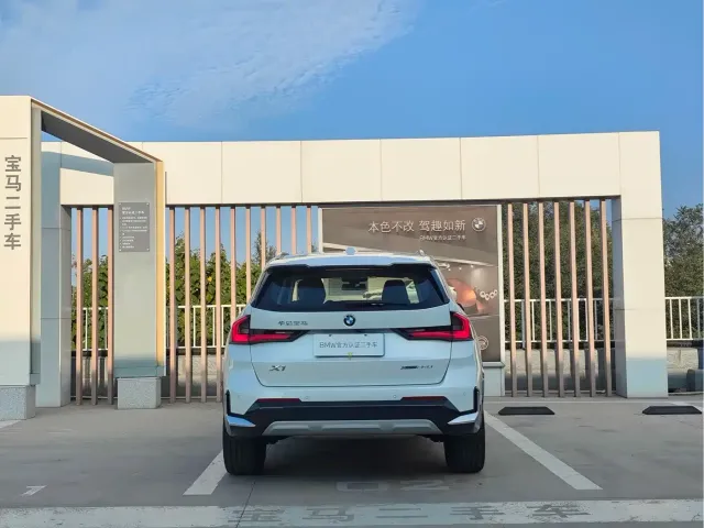 BMW X1 — Фото автомобиля 4