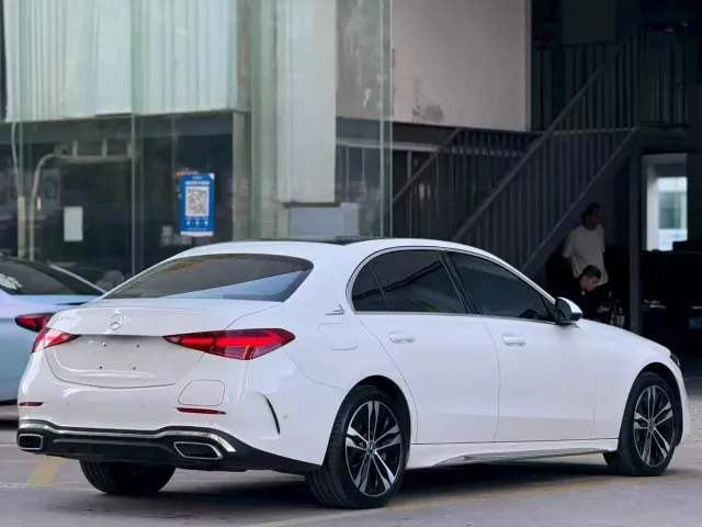 Mercedes-Benz C-Class — Фото автомобиля 8