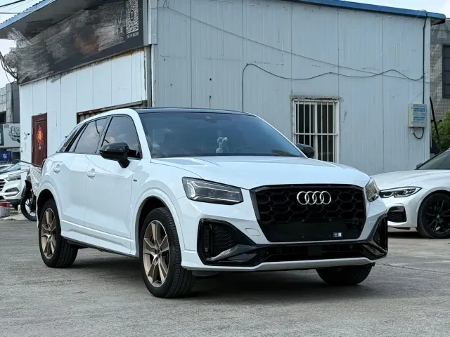 Audi Q2L — Фото автомобиля 3