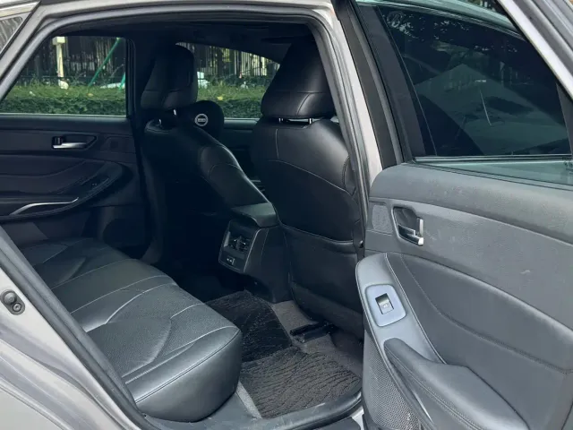 Toyota Avalon — Фото автомобиля 15