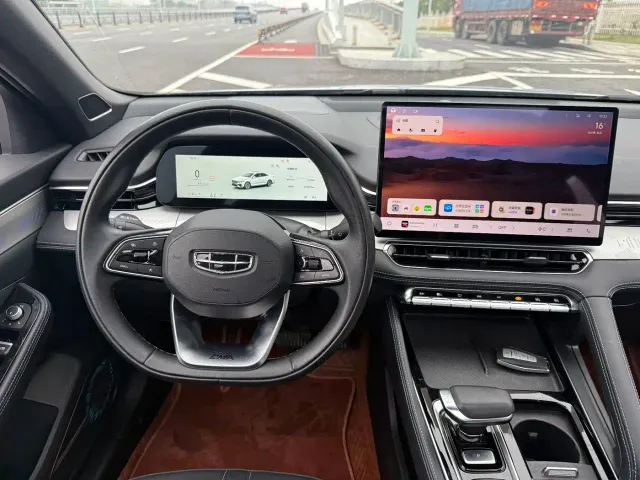 Geely Xingrui — Фото автомобиля 10