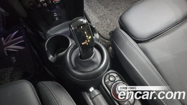 MINI Cooper — Фото автомобиля 12