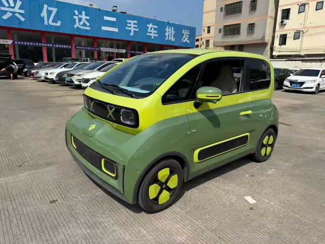 Baojun KiWi EV — Фото автомобиля 2