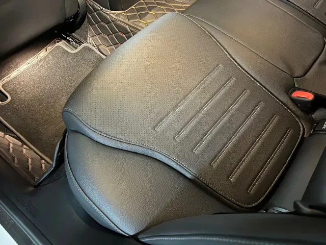 Mercedes-Benz C-Class — Фото автомобиля 20
