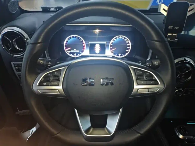 BAIC BJ40 — Фото автомобиля 10