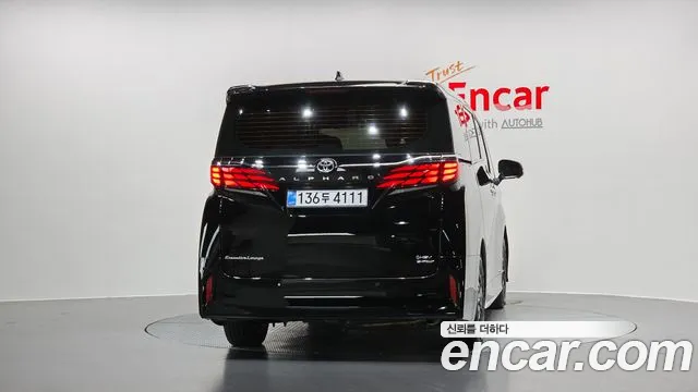 Toyota Alphard Generation 4 — Фото автомобиля 3