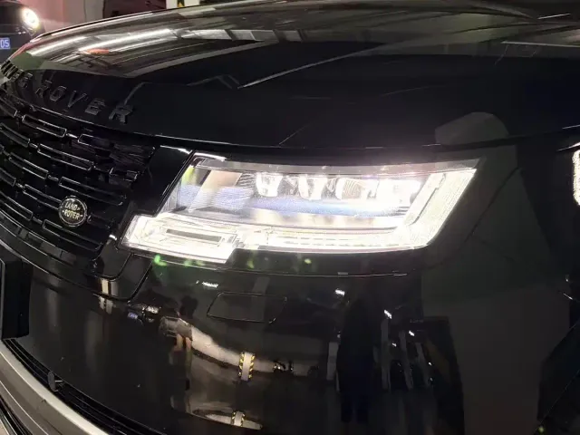 Land Rover Range Rover — Фото автомобиля 23