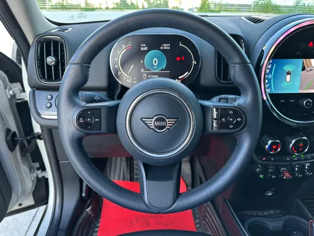 MINI Countryman — Фото автомобиля 12