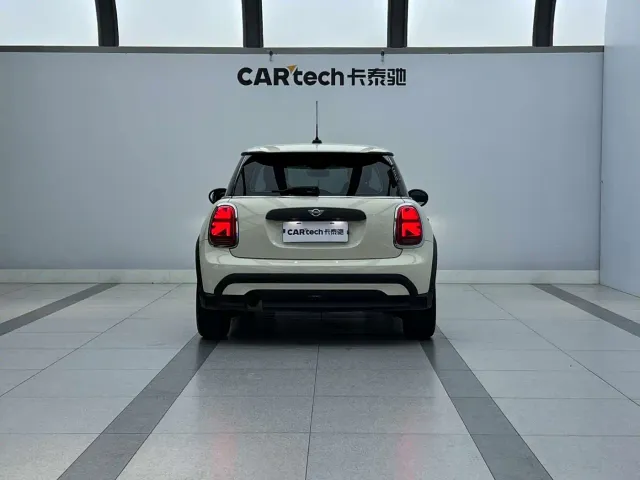 MINI Hatch — Фото автомобиля 4