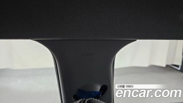 Hyundai Venue — Фото автомобиля 30