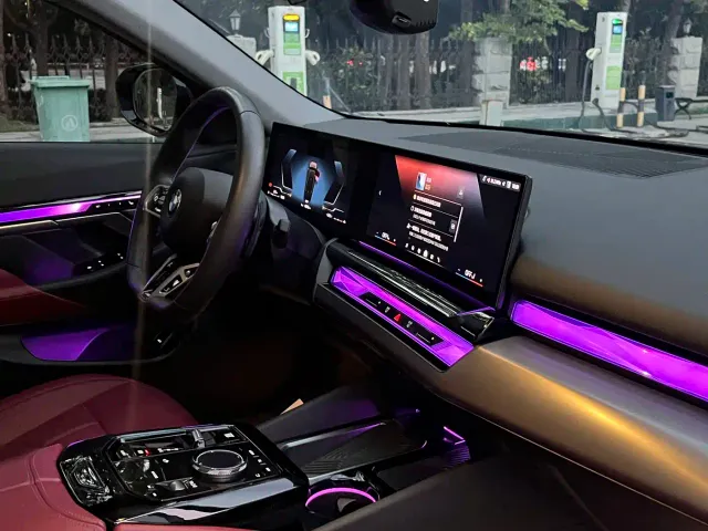 BMW 5 Series — Фото автомобиля 22