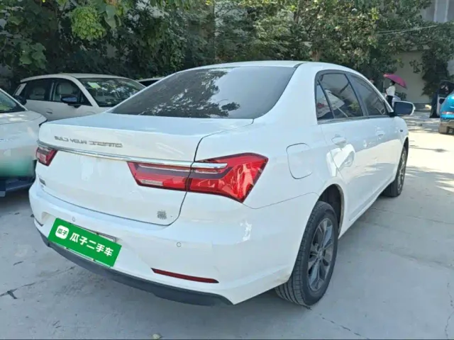 BYD Qin — Фото автомобиля 6