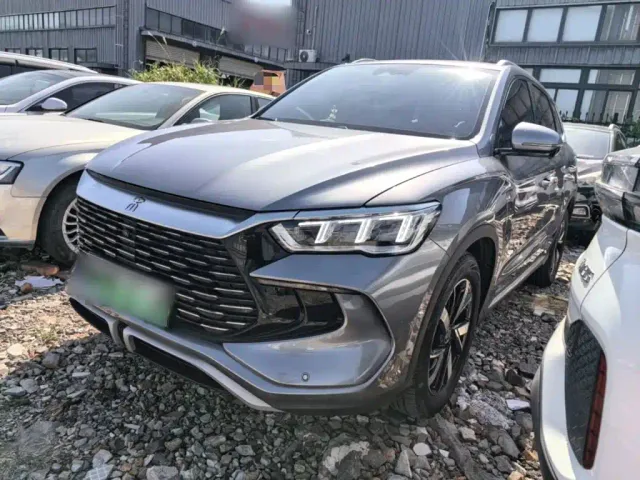 Фотография автомобиля — BYD Song Pro