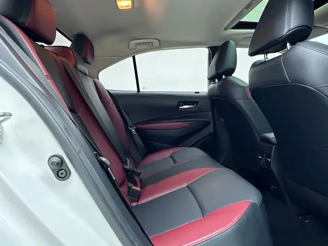 Toyota Corolla — Фото автомобиля 10