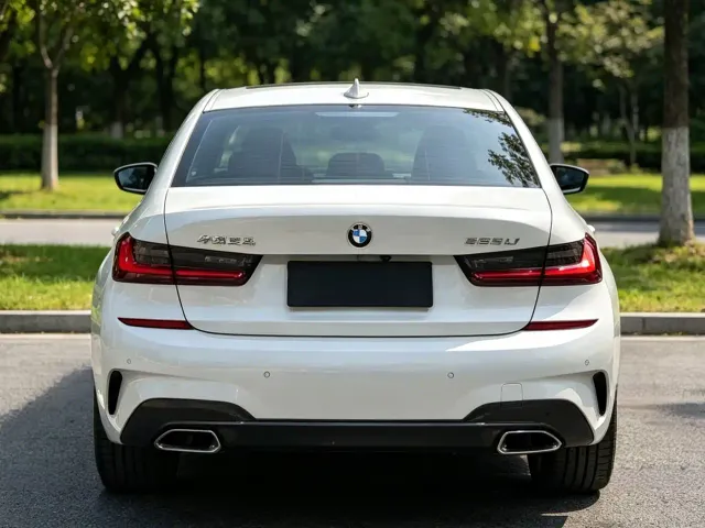 BMW 3 Series — Фото автомобиля 5