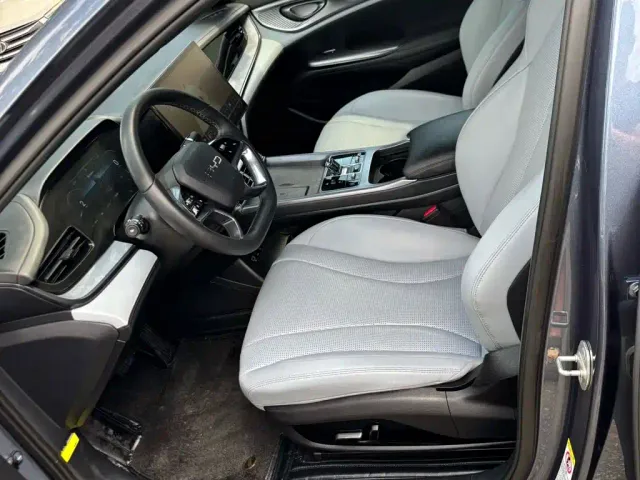 BYD Seal — Фото автомобиля 11