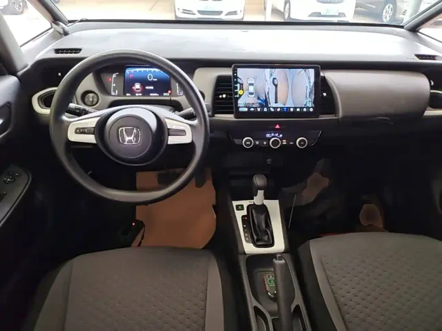 Honda Fit — Фото автомобиля 9