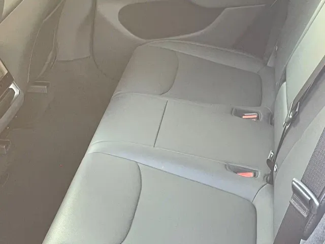 Tesla Model Y — Фото автомобиля 8