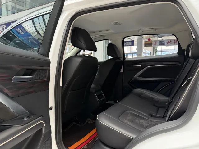 Haval H6 — Фото автомобиля 11