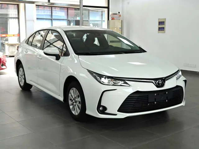 Toyota Corolla — Фото автомобиля 3