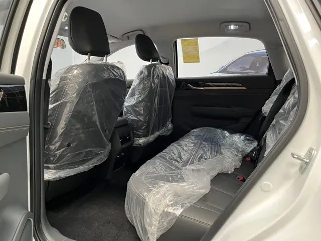 Wuling Starlight — Фото автомобиля 12