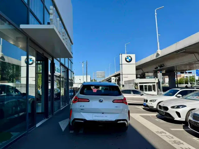 BMW X3 — Фото автомобиля 2