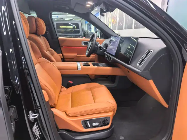 Li Auto L7 — Фото автомобиля 14