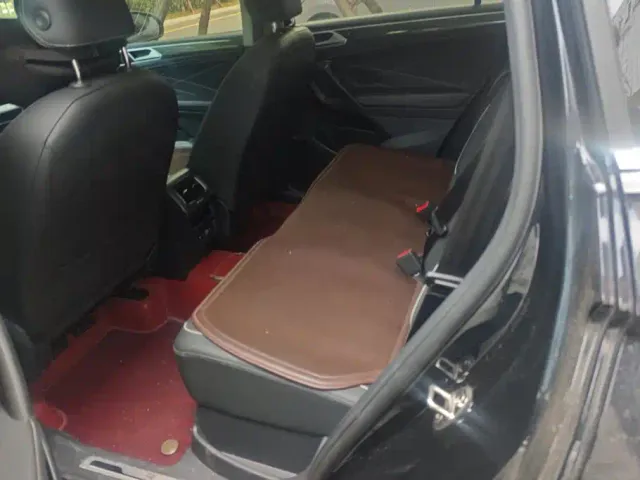 Volkswagen Tiguan L — Фото автомобиля 11