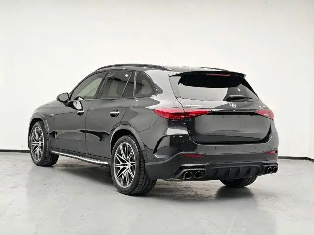 Mercedes-Benz Mercedes-Benz GLC AMG 2024 AMG GLC 43 4MATIC — Фото автомобиля 5