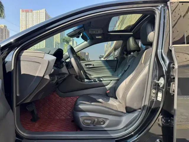 Toyota Avalon — Фото автомобиля 11