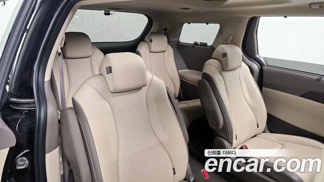 Kia Canival Carnival 4 поколение Бензин 9 мест Signature — Фото автомобиля 14