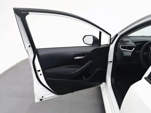 Toyota Corolla — Фото автомобиля 8