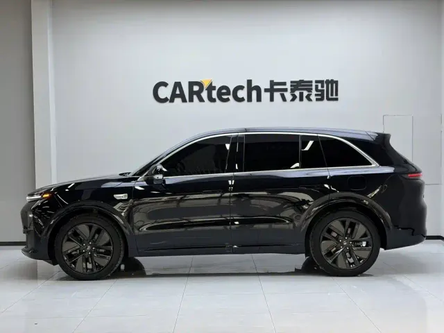 Li Auto L6 — Фото автомобиля 7