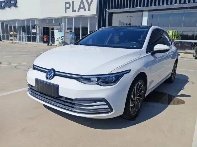 Фотография автомобиля — Volkswagen Golf