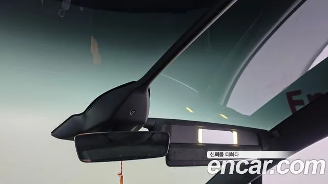 Tesla Model X — Фото автомобиля 19