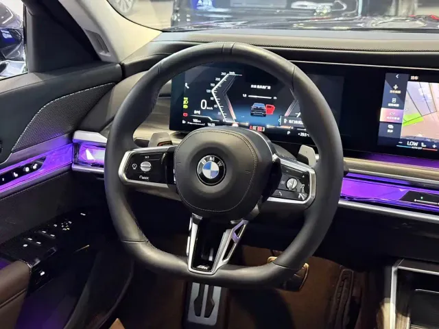 BMW 7 Series — Фото автомобиля 5