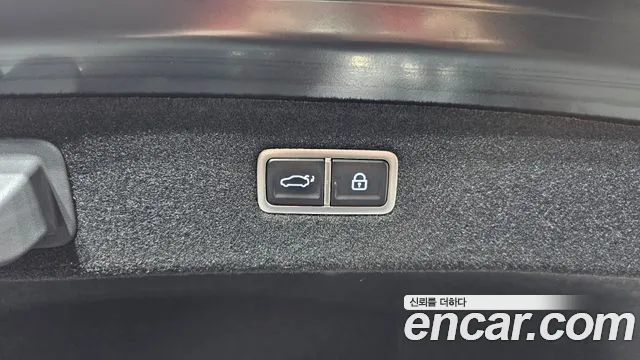 Genesis G90 Бензин 3.5 турбо AWD — Фото автомобиля 20
