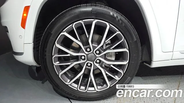 Jeep Cherokee WL — Фото автомобиля 5